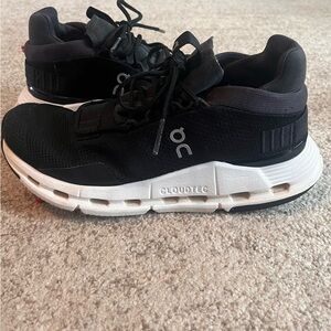 On Running Cloudtec Womens Black Running Shoes